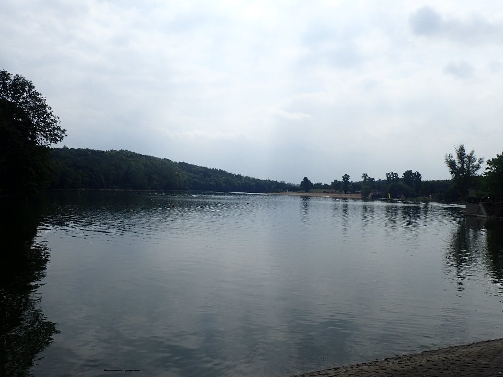 VN Hostivař - foceno od hráze